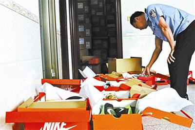 海淘名牌卻買來山寨貨:莆田高仿鞋物流造假虛構海外發(fā)貨地(組圖)